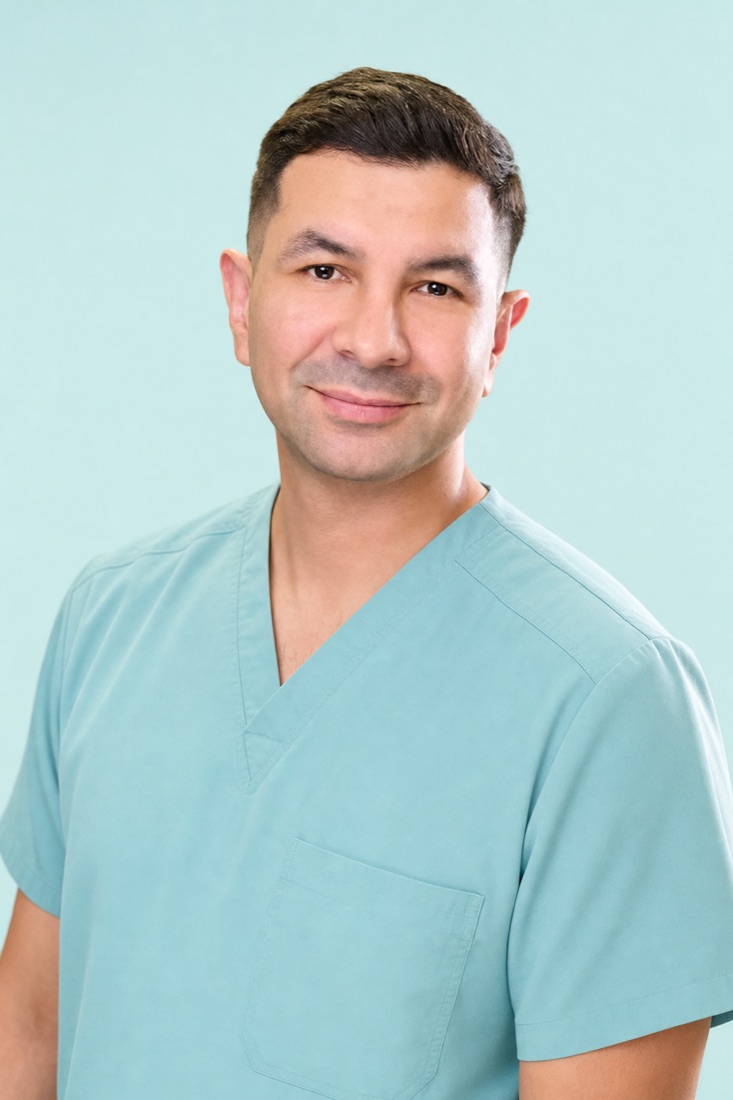 Dr. Victor Bustos